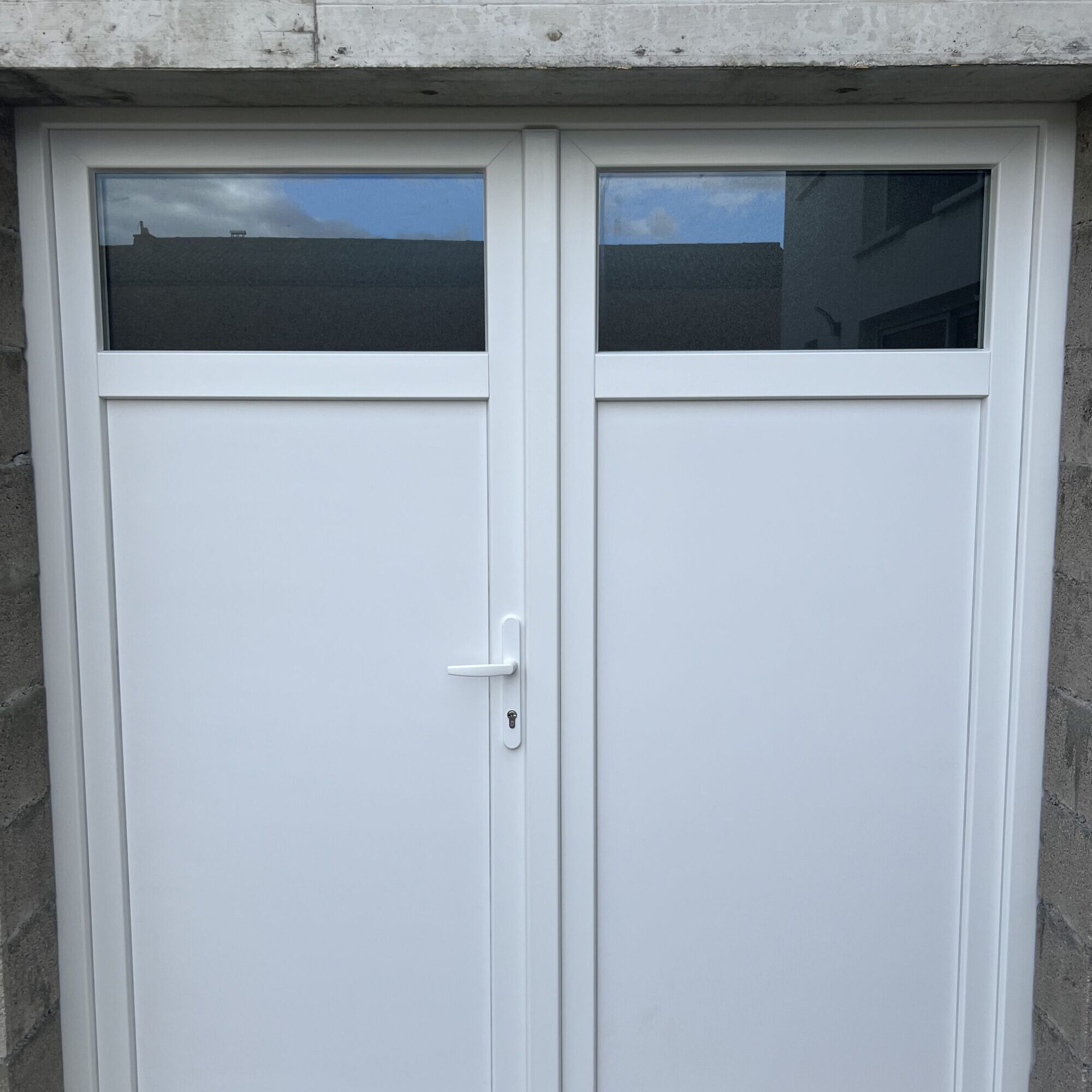 IMG_0174 2000X2000 | TS Fermetures Pose d’une porte de service à Roggenhouse près d’Ensisheim Rixheim